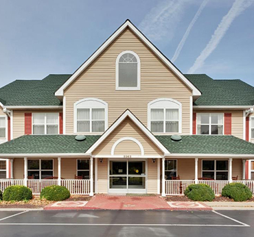 Radiant Inn And Suites