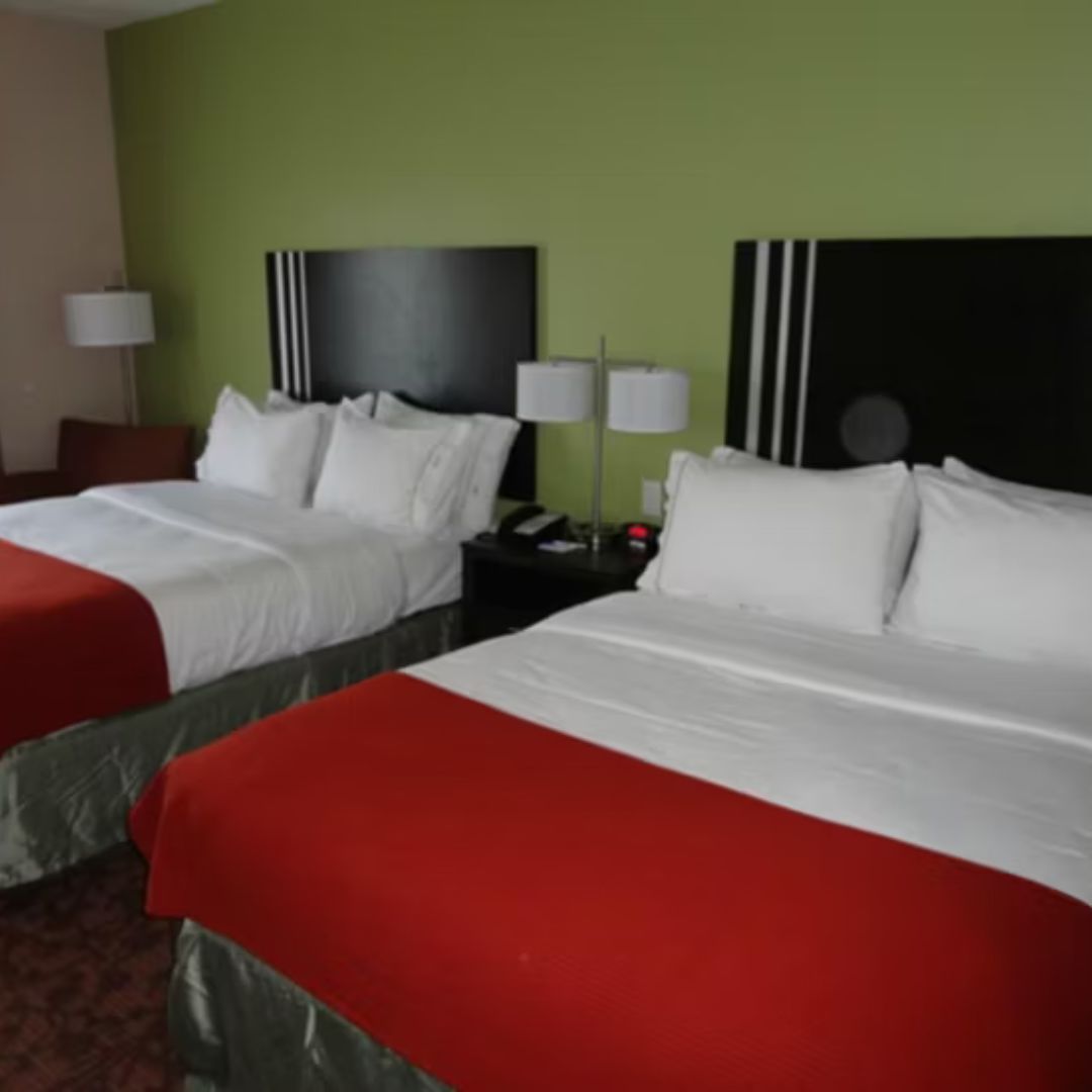 Holiday Inn Express Kenedy, An Ihg Hotel